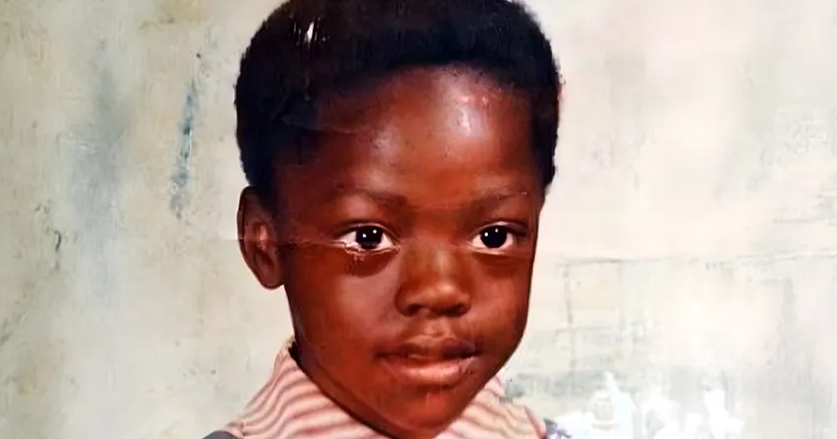 This girl grew up in poverty without water or electricity and with rats in the house – now she is a famous star
