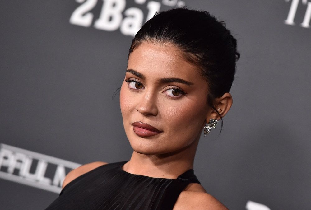 Kylie Jenner's dress causes a stir online